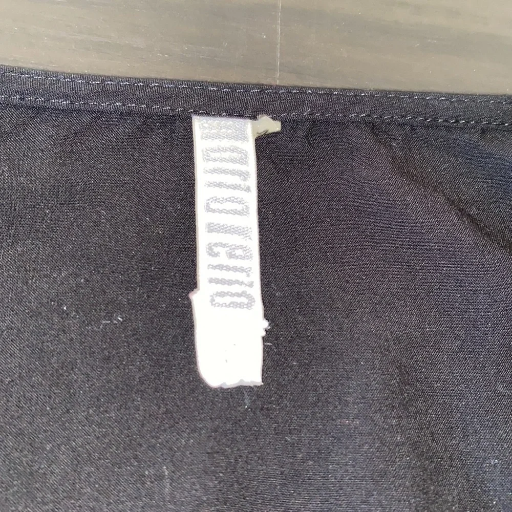 Maria Reno Women’s Top Black. Small - Picture 6 of 6